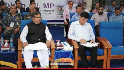 অগ্নিনির্বাপণ মহড়া অনুষ্ঠানে বেসামরিক বিমান পরিবহন ও পর্যটন প্রতিমন্ত্রী মো. মাহবুব আলী