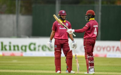 হোপ ও ক্যাম্পবেলের অবিশ্বাস্য জুটি