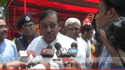 চুয়াডাঙ্গায় সাংবাদিকদের সঙ্গে মতবিনিময় অনুষ্ঠানে স্বরাষ্ট্রমন্ত্রী আসাদুজ্জামান খান কামাল