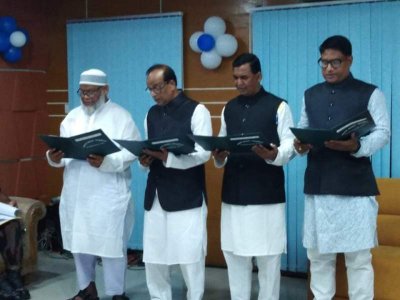 শপথ নিলেন ইউজেলা পরিষদের চেয়ারম্যানরা
