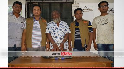 অস্ত্রসহ গ্রেফতার কেসমত খাঁ 