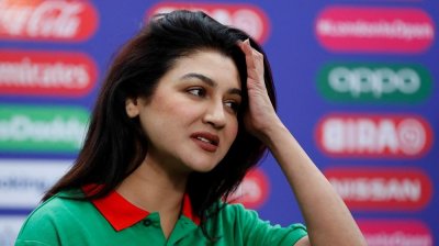 উদ্বোধনী অনুষ্ঠানে বাংলাদেশ দলের প্রতিনিধি ছিলেন অভিনেত্রী জয়া আহসান