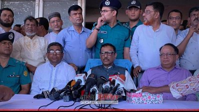 বক্তব্য রাখছেন সড়ক পরিবহন ও &zwj;সেতুমন্ত্রী ওবায়দুল কাদের