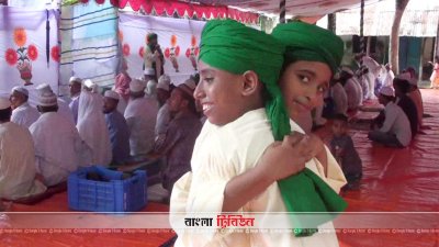 সৌদি আরবের সঙ্গে মিল রেখে দেশের বিভিন্ন জেলায় ঈদ উদযাপিত