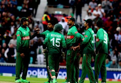 লড়াই করে হার বাংলাদেশের