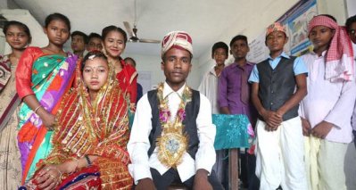 নেপালে বাল্যবিয়ের শিকার দম্পতি, ছবি: ইউনিসেফ