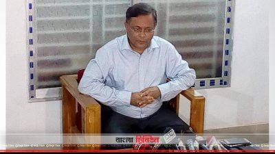 চট্টগ্রামে গণমাধ্যমকর্মীদের সঙ্গে কথা বলছেন তথ্যমন্ত্রী ড. হাছান মাহমুদ 