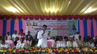 অনুষ্ঠানে কথা বলছেন শেখ তন্ময়