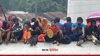 উত্তরাঞ্চলে ট্রেনে উপচে পড়া ভিড়