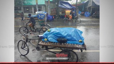শুক্রবার দুপুরের পর রাজধানীর রাজপথ