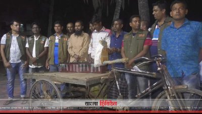 শাহীনের মাথা ফাটিয়ে ভ্যান ছিনতাইয়ের ঘটনায় তিন জনকে গ্রেফতার করেছে পুলিশ