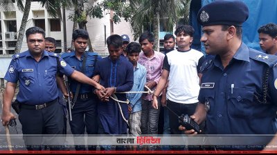 রিফাত হত্যা মামলার আসামিদের আদালতে উপস্থাপন করা হয়