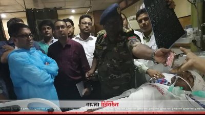 ঢামেকে চিকিৎসা চলছে শাহীনের