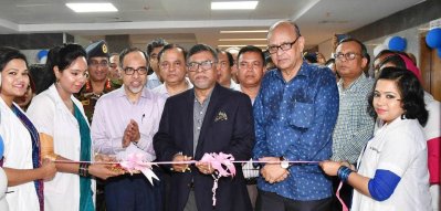 শেখ হাসিনা জাতীয় বার্ন ও প্লাস্টিক সার্জারি ইনস্টিটিউটের সেবাদান কার্যক্রম উদ্বোধন করেন স্বাস্থ্যমন্ত্রী জাহিদ মালেক (ছবি: পিআইডি)