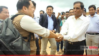 রোহিঙ্গা ক্যাম্প পরিদর্শনসহ শরণার্থীদের সঙ্গে কথা বলতে মিয়ানমারের পররাষ্ট্র সচিব মিন্ট থোয়ের নেতৃত্বে একটি প্রতিনিধি দল আজ শনিবার (২৭ জুলাই) কক্সবাজারে আসে।
