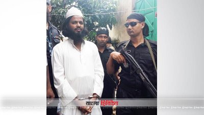 ‘তাবিজ করে, ভয় দেখিয়ে ছাত্রীদের ধর্ষণ করতো মাদ্রাসা অধ্যক্ষ’