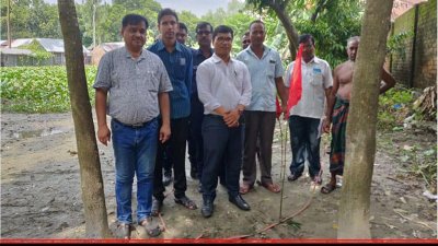 খাস জমি উদ্ধারে অভিযান 