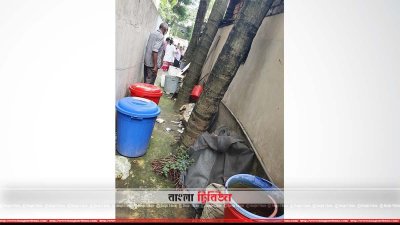 নির্মাণাধীন ভবনে লার্ভা: ডিএনসিসির অভিযানে তিন লাখ ২২ হাজার টাকা জরিমানা