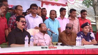 কুড়িগ্রামে বন্যার্তদের মাঝে জাতীয় পার্টির ত্রাণ বিতরণ