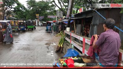 সওজের জমিতে নির্মাণ করা দোকান