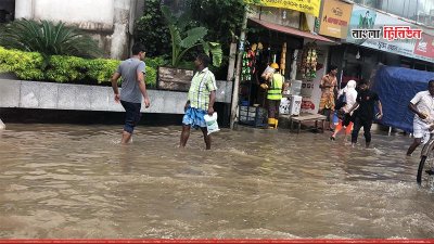 রাজধানীর মিরপুর এলাকায় জলাবদ্ধতা