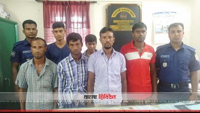 হিলিতে গাছ চুরির মামলায় গ্রেফতার ৪