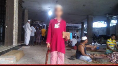 কোরবানির পশু জবাইয়ে শিশু-শিক্ষার্থীর ব্যবহার (ফাইল ছবি) 