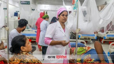 ঈদের দিনেও বিশেষ সেবা পাচ্ছেন ডেঙ্গু রোগীরা (ফটো স্টোরি)