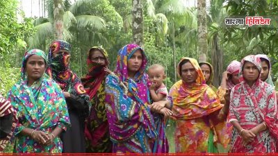 স্বামী ও স্বজনদের হারিয়ে অসহায় অবস্থায় পড়েছেন এসব জেলেবউ