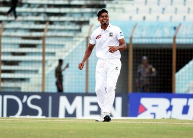 দিনের শুরুতে তাইজুল ব্রেক থ্রু এনে দিয়েছেন বাংলাদেশকে