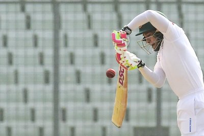 মুশফিকুর রহিম বিদায় নিয়েছেন রানের খাতা না খুলে