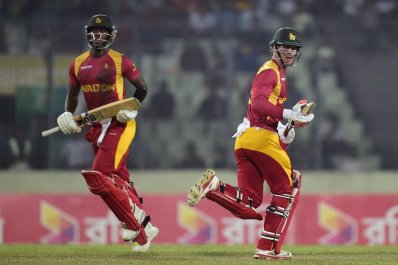 ওয়েলার ও জংবের ব্যাটে জিতে সমতায় সিরিজ শেষ করে জিম্বাবুয়ে