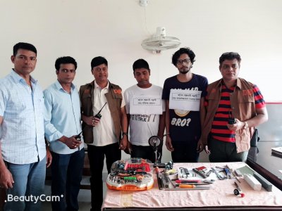 অস্ত্রসহ আটক তিন জন