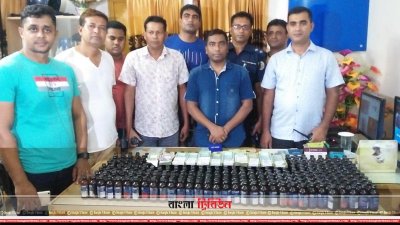 উদ্ধার করা ফেনসিডিল ও নগদ টাকা