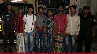 র&zwnj;্যাবের হাতে আটক ১০ ছিনতাইকারীর ৬ জন