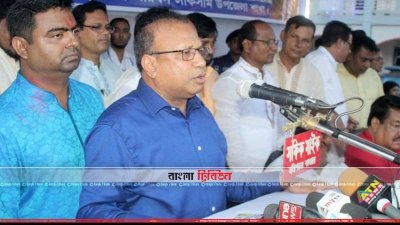 বক্তব্য রাখছেন তাজুল ইসলাম (ছবি&ndash; প্রতিনিধি)