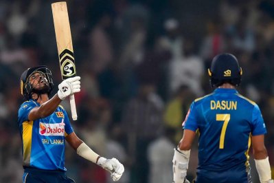 শেষ ম্যাচে হাফসেঞ্চুরি করেন ওশাডা
