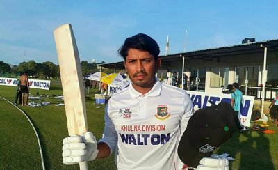আবারও হাফসেঞ্চুরি পেয়েছেন এনামুল হক