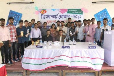 কুবিতে বিতর্কে চ্যাম্পিয়ন আইন বিভাগ
