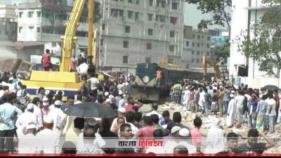 অভিযানে পাঁচ শতাধিক অবৈধ স্থাপনা উচ্ছেদ করা হয় 