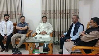 ভারতীয় প্রতিনিধিদলের সঙ্গে বৈঠক করছেন তথ্যমন্ত্রী ড. হাছান মাহমুদ