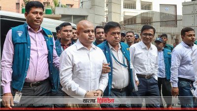 দুদক কার্যালয়ে নিয়ে যাওয়া হচ্ছে জি কে শামীমকে 