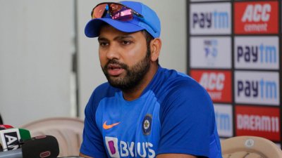 সংবাদ সম্মেলনে রোহিত শর্মা