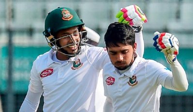 মুশফিকের সঙ্গে বাংলাদেশের নতুন টেস্ট অধিনায়ক মুমিনুল