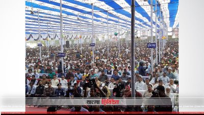 কক্সবাজারের মহেশখালী উপজেলার কালারমারছড়ায় অনুষ্ঠিত জলদস্যুদের আত্মসমর্পণ অনুষ্ঠান 