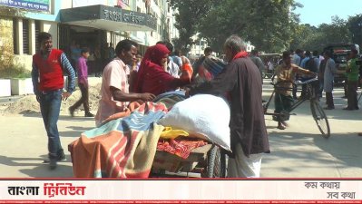 চিকিৎসা না পেয়ে হাসপাতাল ছেড়ে যাচ্ছেন রোগীরা