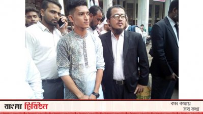 আদালতে নুসরাতের ছোট ভাই রাসেদুল হাসান রায়হান