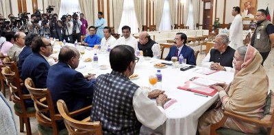 গণভবনে প্রধানমন্ত্রীর সভাপতিত্বে অনুষ্ঠিত বৈঠক, ছবি: ফোকাস বাংলা