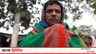 শীতে জবুথবু মানুষ ছুটছে গরম কাপড়ের সন্ধানে (ফটো স্টোরি)