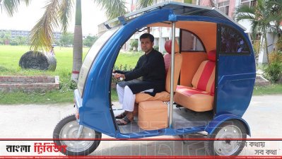 সৌরশক্তি চালিত গাড়ি বানালেন যবিপ্রবি শিক্ষক